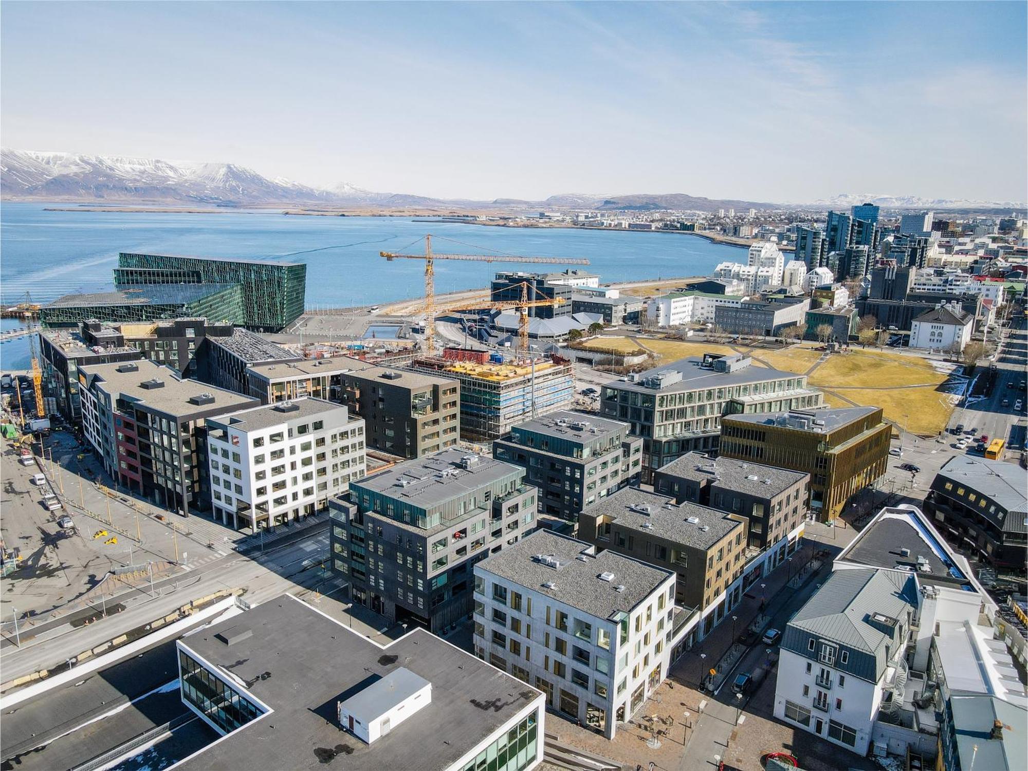 Desirable Penthouse In Reiquiavique